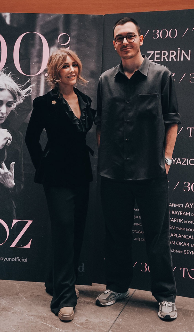 “Toz” Oyununun 300. Sahne Kutlaması