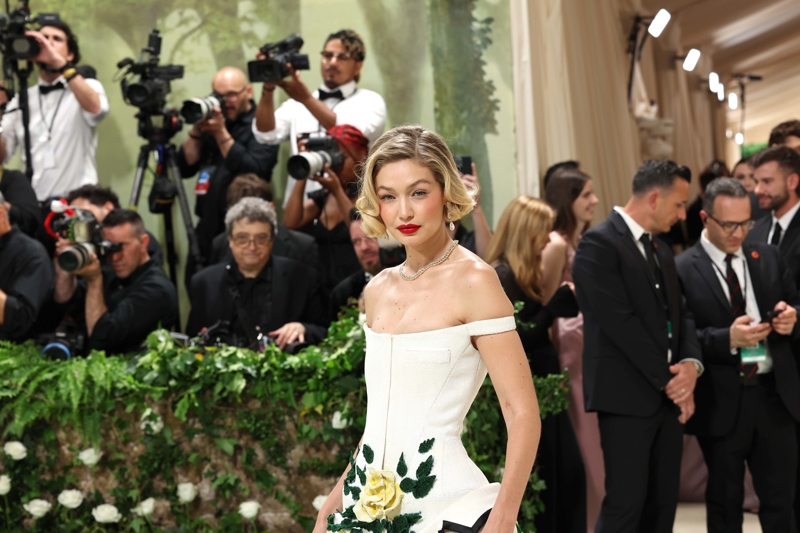 2024 MET Gala'nın En İyi Saç ve Makyaj Görünümleri