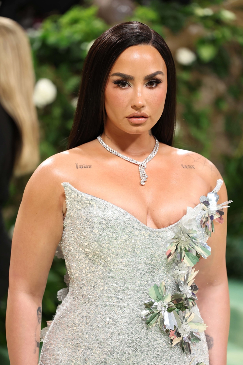 2024 MET Gala'nın En İyi Saç ve Makyaj Görünümleri