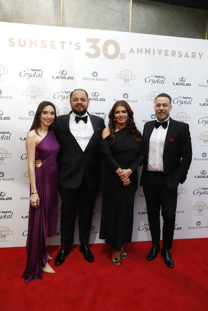 Sunset Grill & Bar 30. Yıl Dönümünü Dany Brillant ile Kutladı