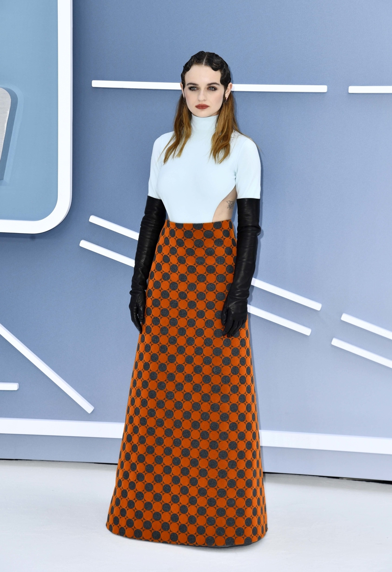 Joey King'in En İyi 15 Kırmızı Halı Stili