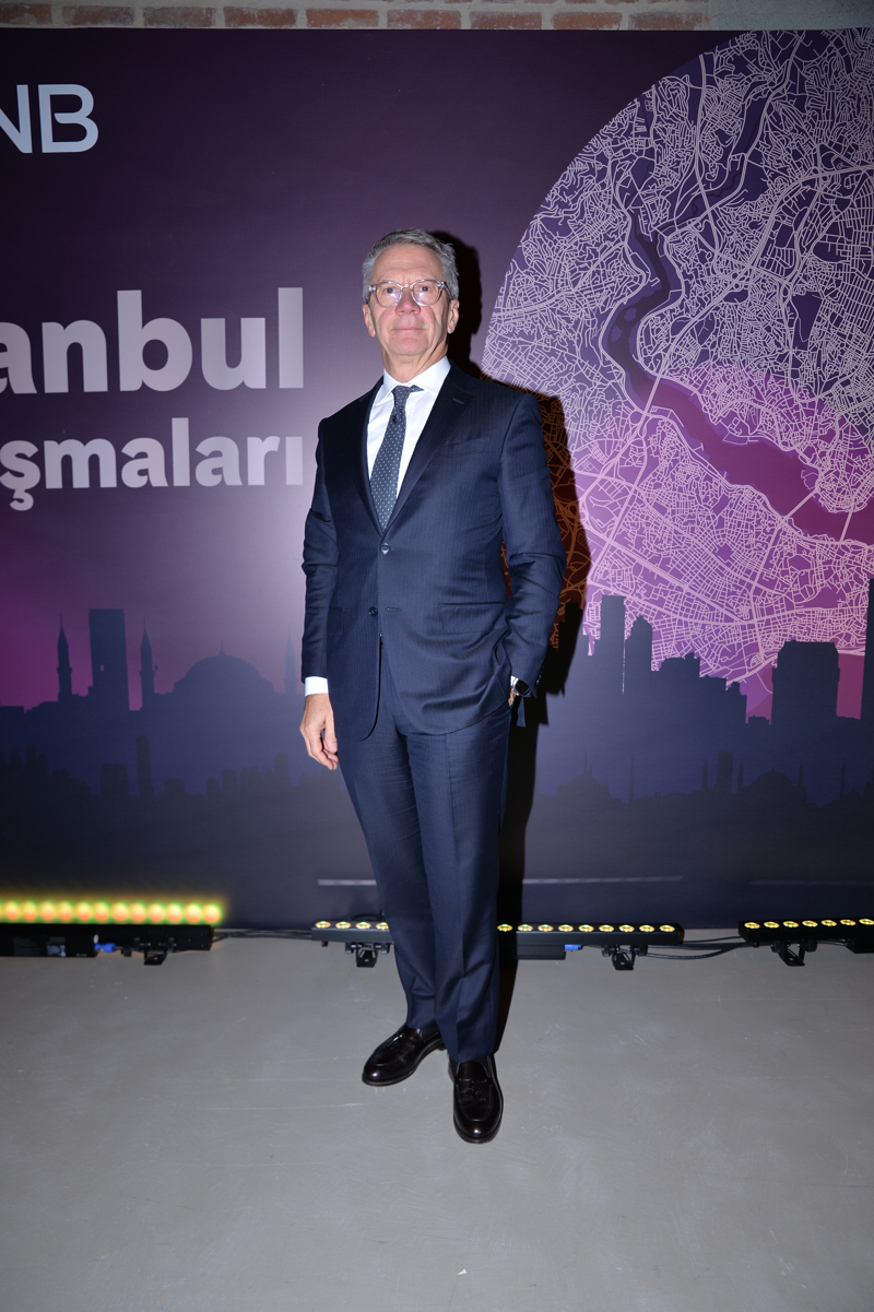 Saffet Emre Tonguç Rehberliğinde Geçmişe Yolculuk