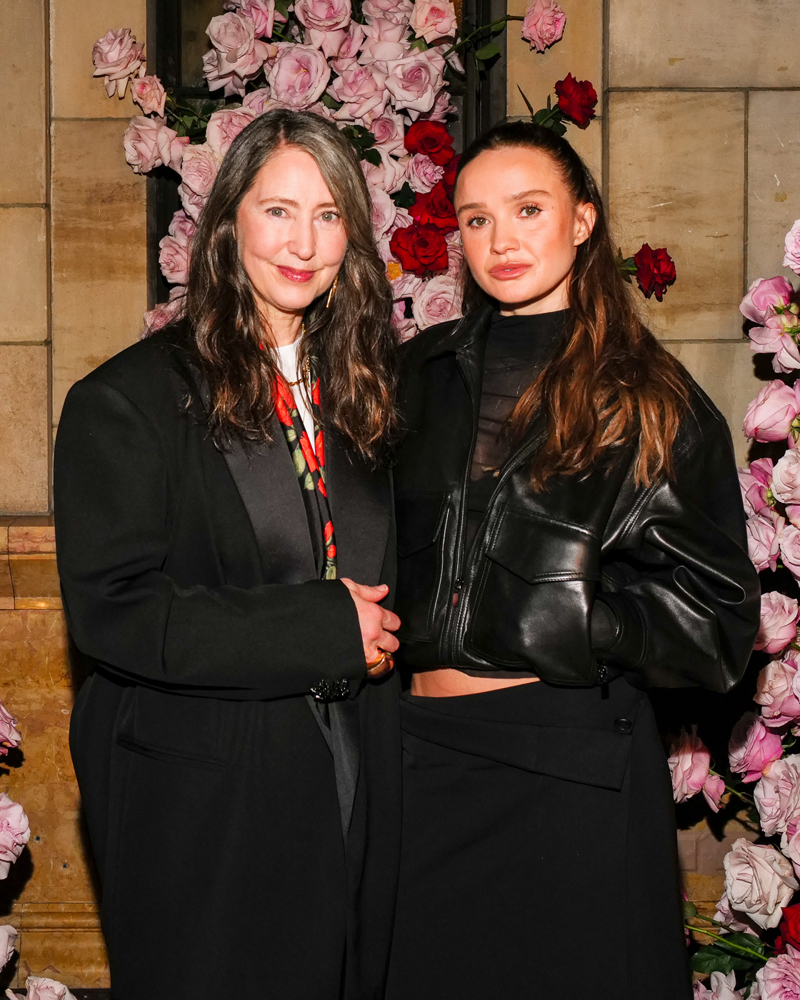 Magda Butrym x H&M'den New York'ta Çiçeklerle Dolu Davet