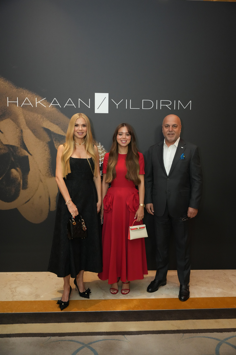Hakaan Yıldırım'dan Duygulara Dokunan Bir Moda Anlatısı
