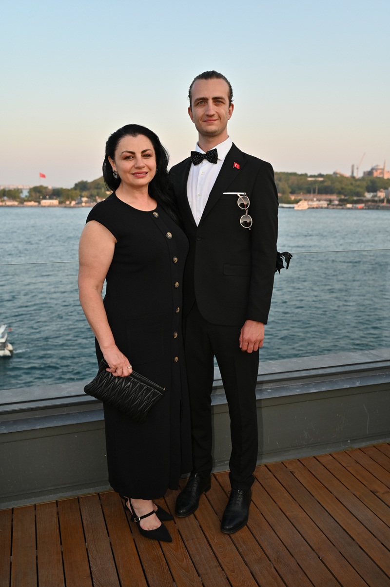 Boğaz'ın Kalbinde Şık Bir Yaz Akşamı