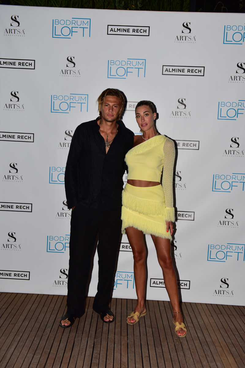 Bodrum Loft'ta Sergi Açılışı
