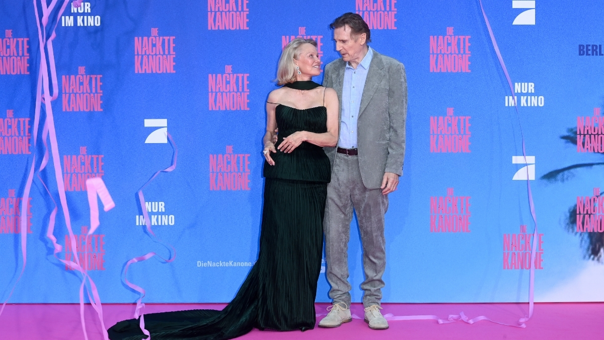 Pamela Anderson & Liam Neeson: Herkes Bu Aşkı İstiyor!