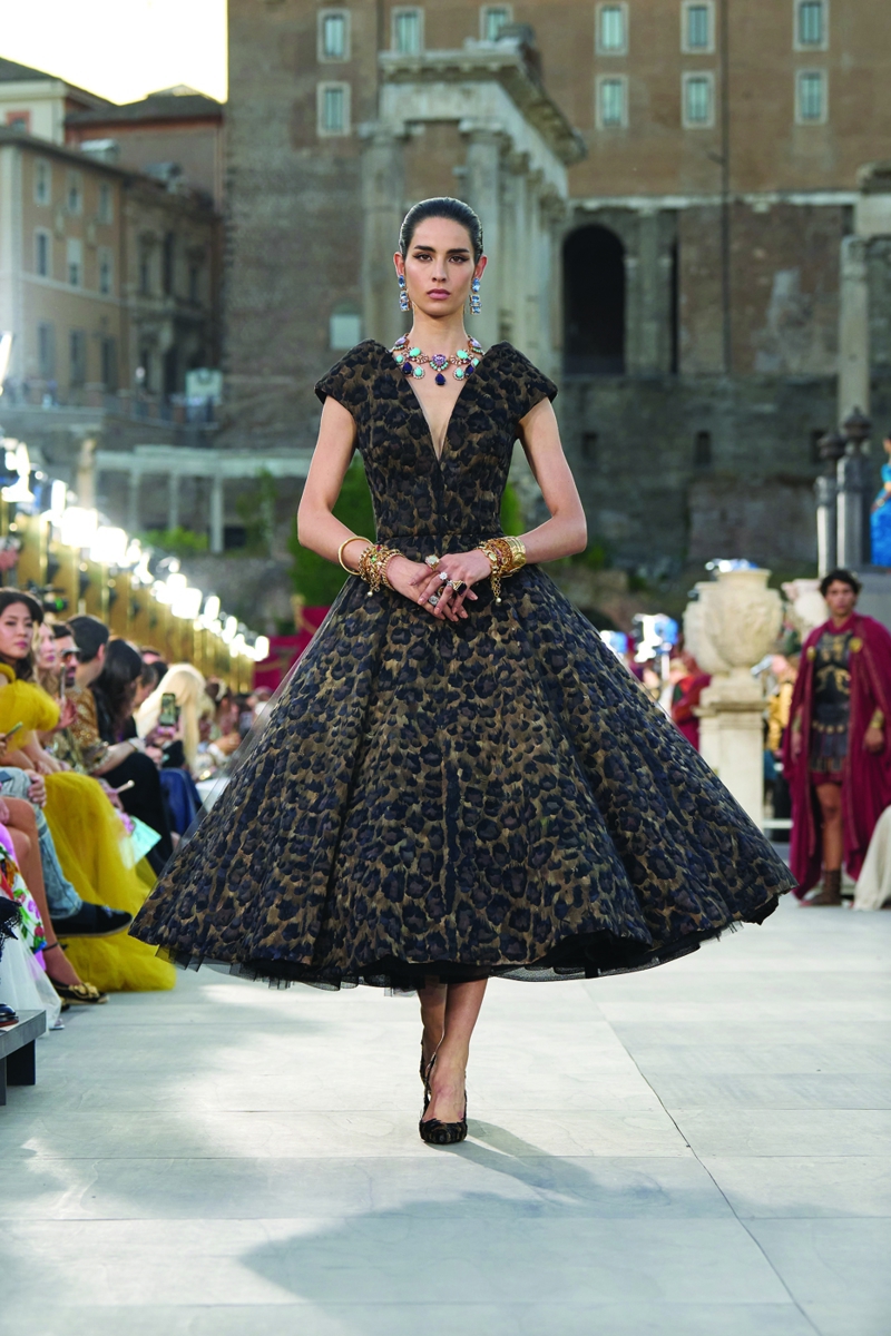 Tarihin Sahnesinde Zanaatkârlık: Dolce&Gabbana Alta Moda Roma'da