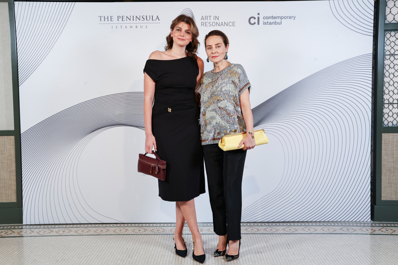 The Peninsula Istanbul, Grimanesa Amorós'un Işık Enstalasyonlarına Ev Sahipliği Yapıyor