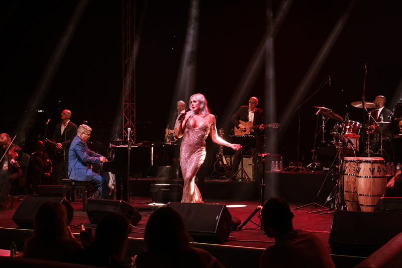 Pink Martini Göcek'te Sahne Aldı