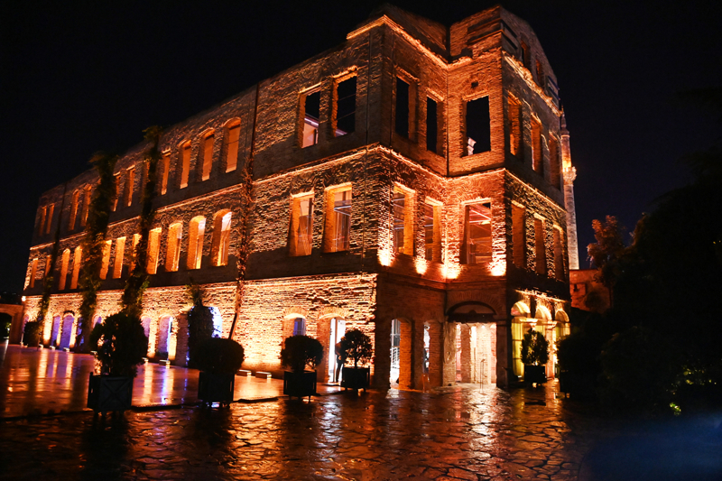 Sanat ve İlham Dolu 15 Yıl