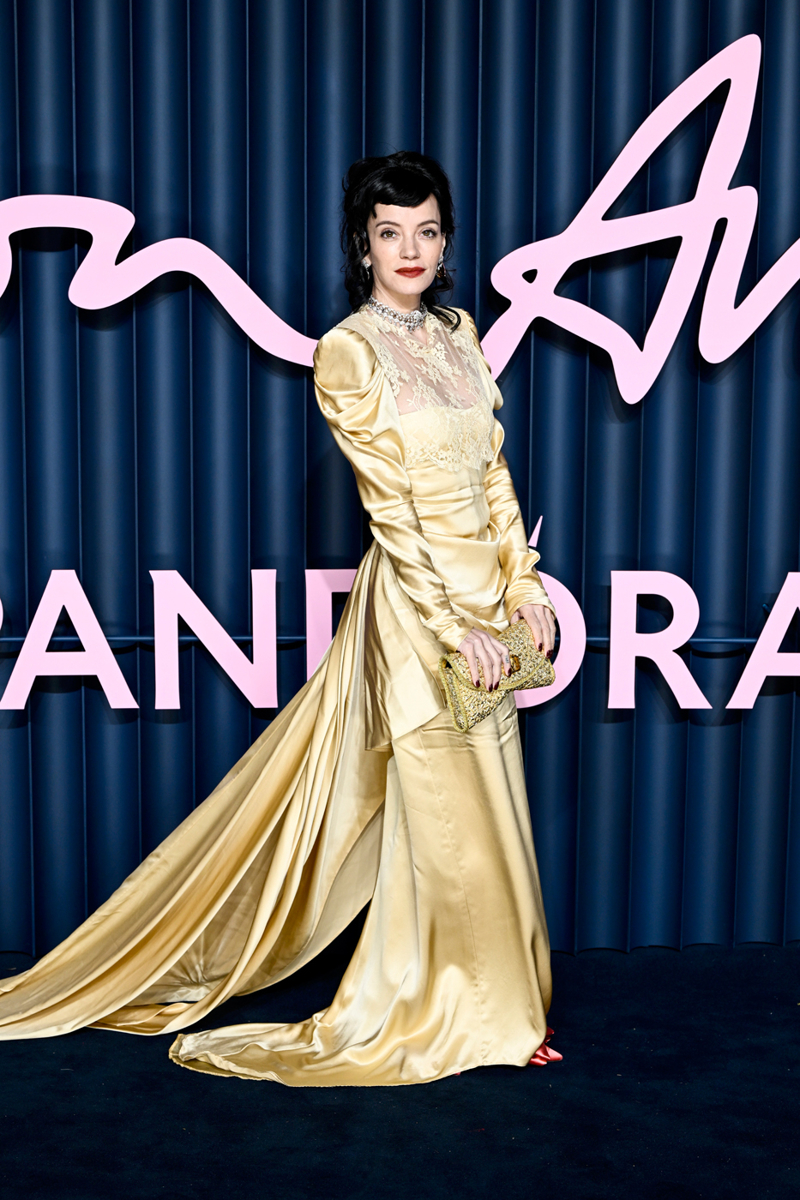 2025 Fashion Awards: En İyi Kırmızı Halı Görünümleri